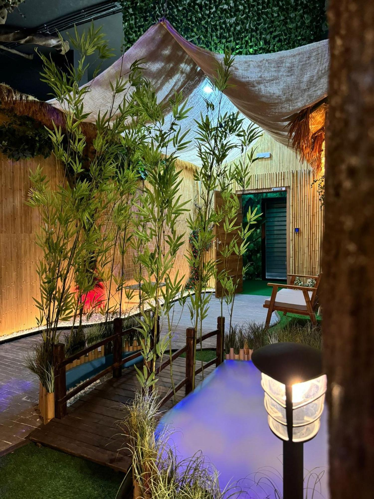 The Pod Village * Valenza