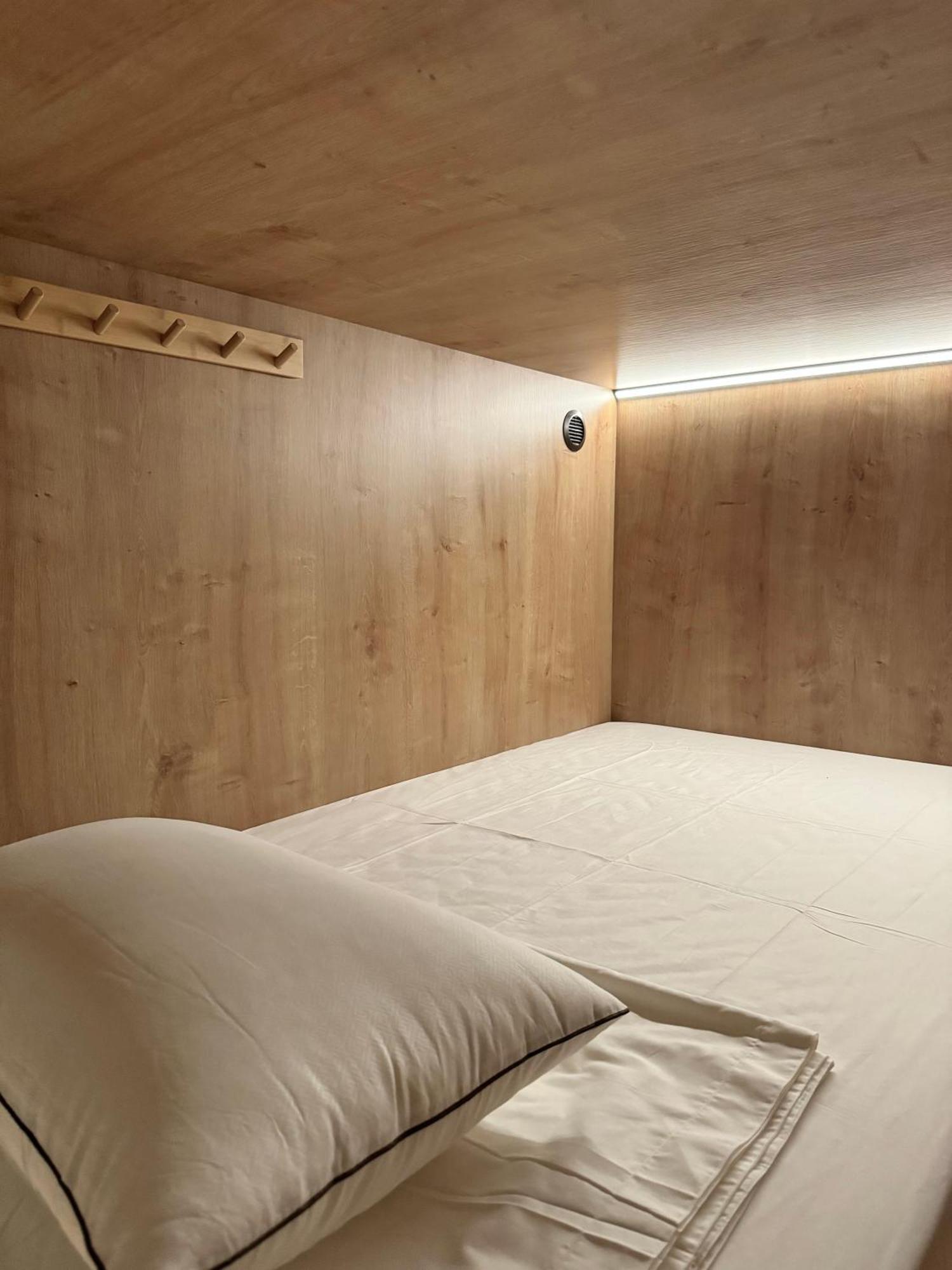 The Pod Village * Valenza