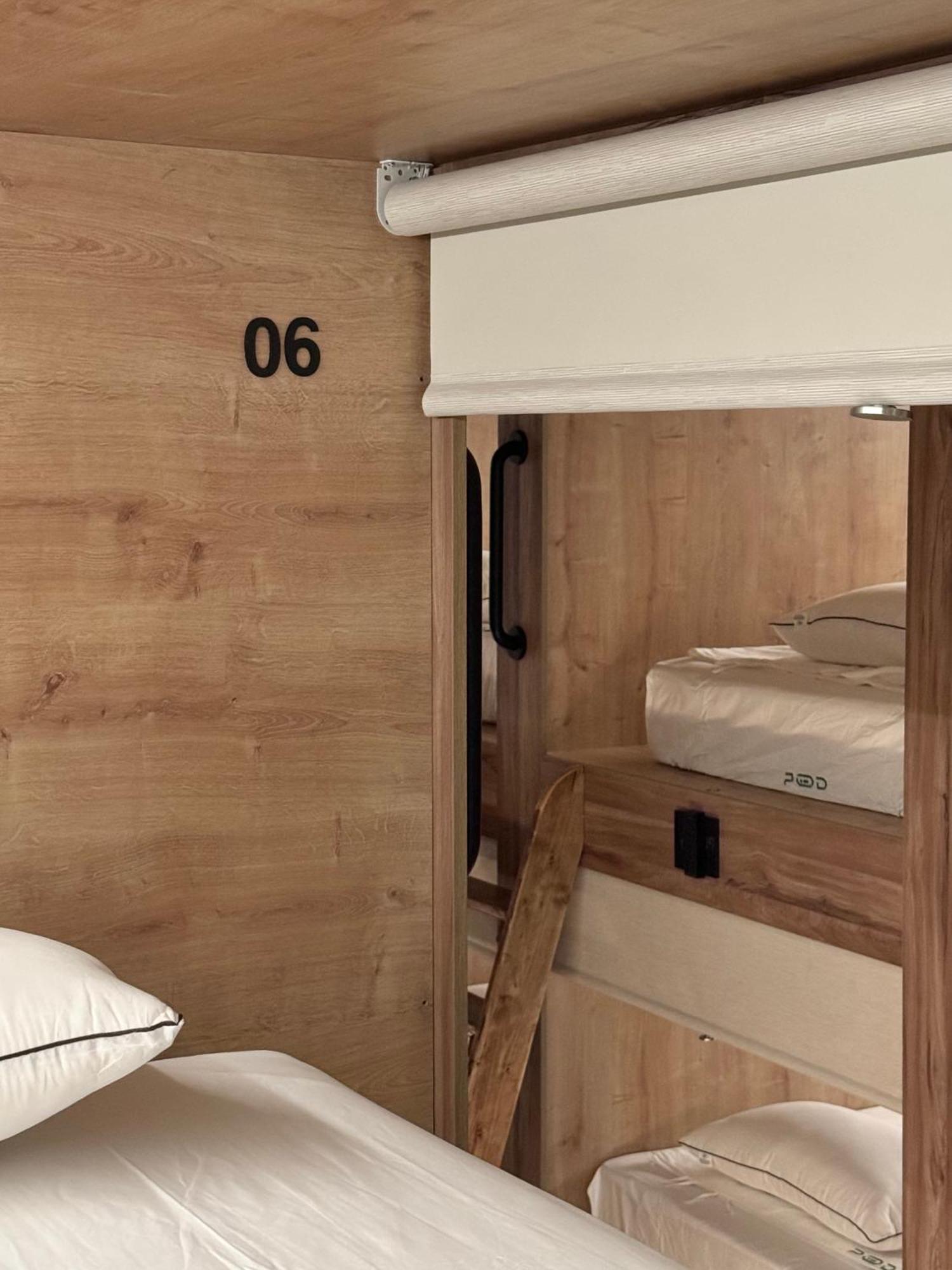 The Pod Village Ostello